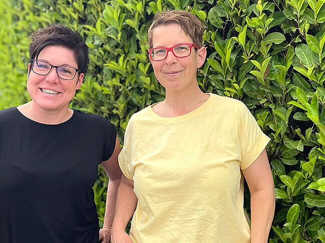Wir gratulieren Stefanie Eikeln und Steffi Welteroth zum Jubiläum!
